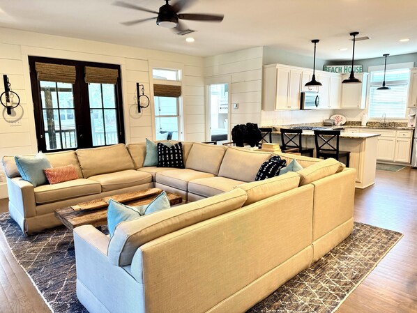 great room, kitchen
