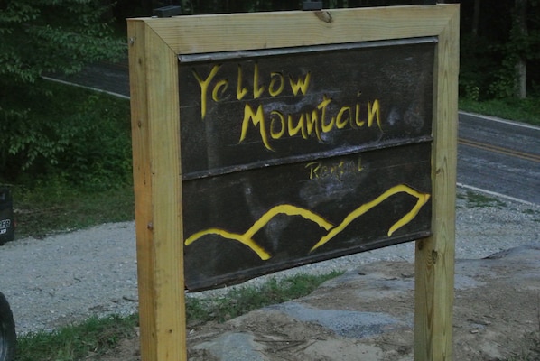 Welcome to Yellow Mountain Rental