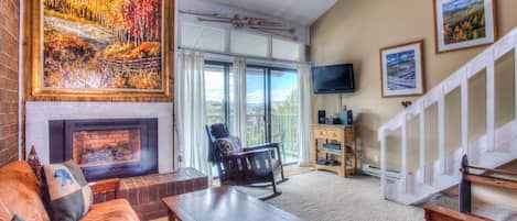 Open Spaces, Great View, Gas Fireplace, HD TV, Stereo, Games.  Opens to patio.  