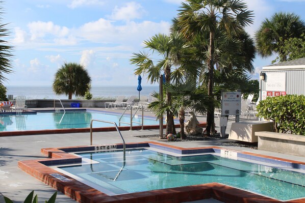 Hot Tub by the Sea, Overlooking the Pool and Atlantic