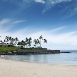 Access Pass to the Private Mauna Lani Beach Club included for your stay!