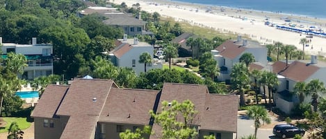 Moorings (closest Moorings building to beach access) - 1st floor unit