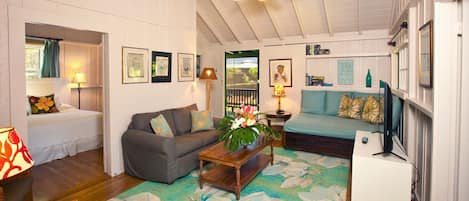 Palaka Cottage Living Room