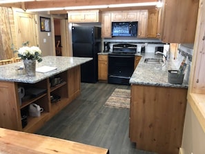 Full Kitchen