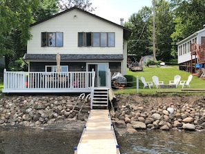 Newly remodeled cottage right on the water. 
