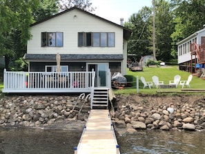 Newly remodeled cottage right on the water. 