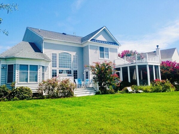 Large flat yard