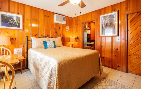 Twin Oaks Cabin features a romantic dining table for 2