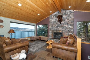 The upstairs living room, with sweeping views of the Columbia River