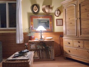 Livingroom with Entertainment Console