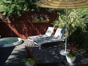 Jacuzzi Spa - great all year-round.