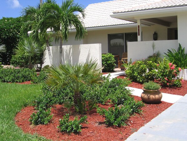 Front Entrance and Court Yard.  Tropical Paradise!
