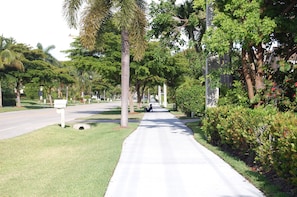 Beautiful wide sidewalks leading you to the beach, shopping and dining!
