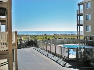 Immaculate! 1st Fl Unit W/ Wifi in Oceanfront Complex W/2pools