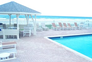 Rare oceanfront Gazebo
Laptop makes this your office