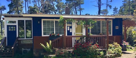 Cottage entrance