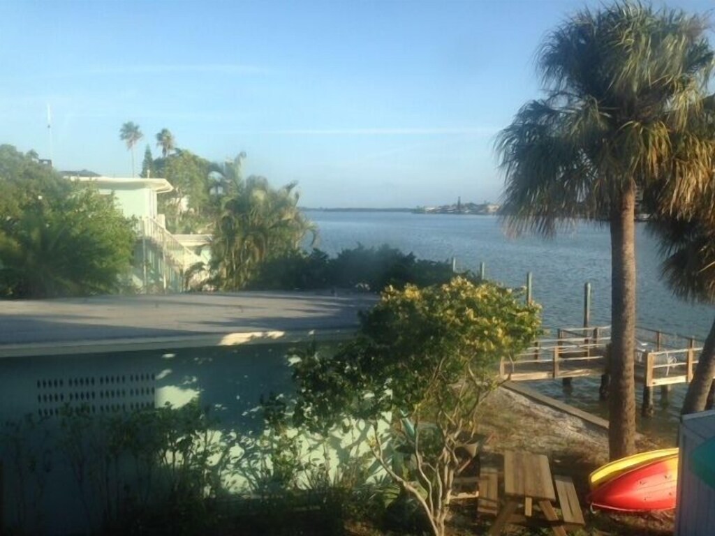 Newly Renovated Waterfront Condo 2 Blocks to Beach w/ Water Access/All Amenities