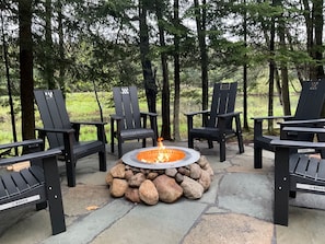 Smokeless fire pit for relaxing evenings outdoors.