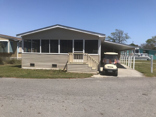 Front porch, FREE GOLF CART  !!!!!!