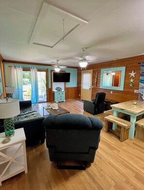 Lliving Room