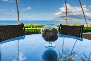 Lanai - Start and end each day with breathtaking views of the Pacific Ocean