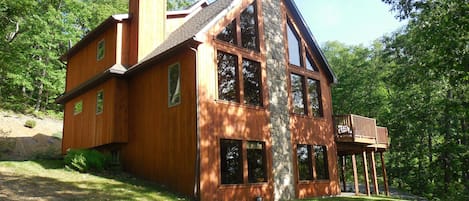 The house overlooking the beautiful mountain scenery.