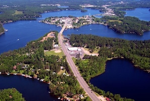 In the heart of the island city of Minocqua, a short walk from downtown