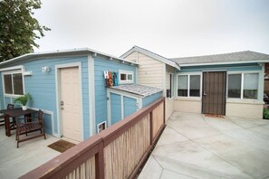 Driveway, enclosed yard