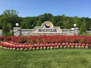 Front Entrance to the Community!