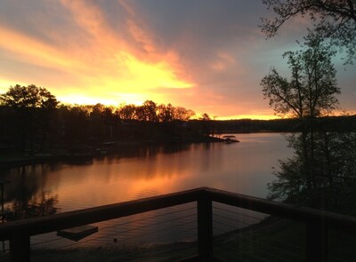 Lake House on Chickamauga Lake/Private Dock/Private Boat Ramp