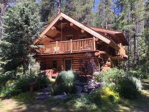 Grandma's Cabin Front
