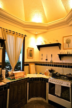 Fully equipped kitchen. Great for cooking Gourmet Meals.