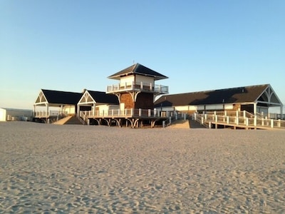 Book now for great 2021 beach getaway!