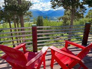 Relax and enjoy the scenery, looking across at the views of 14,000+ peaks!