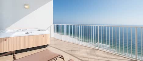 A balcony experience like no other. Private Hot Tub? Yes please!!