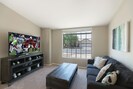 65" Smart TV