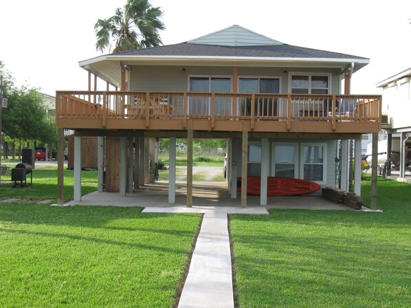 Looking back at deck from pier