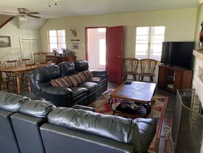 Living Room with lots of room to watch TV or sit in front of a fire in winter...
