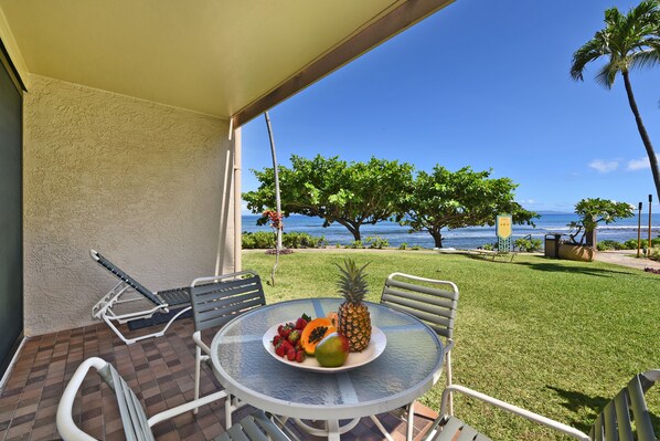 Breakfast on the Lanai