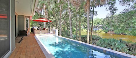 Private Pool Lagoon View