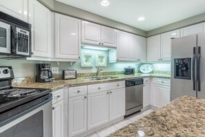 Kitchen Features Stainless Appliances