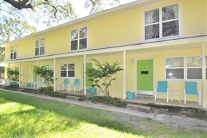 Each unit has a covered front porch