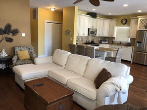 Pull out sofa bed