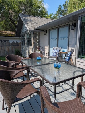 Lake House Patio Furniture 