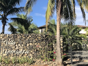 Villa Esperanza private entrance