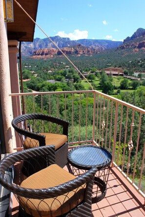 Private balcony off of master bedroom