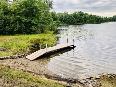 Secluded Cabin, located on a Private Pristine Lake in the Middle of the Forest 