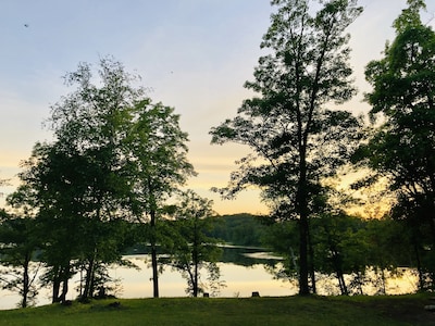 Secluded Cabin, located on a Private Pristine Lake in the Middle of the Forest 