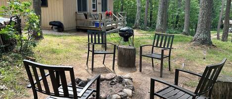 Fire pit for the cabin