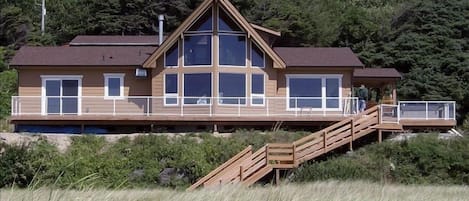 It's Better at the Beach - Sand Castlemore on Sunset Beach in Moclips, WA